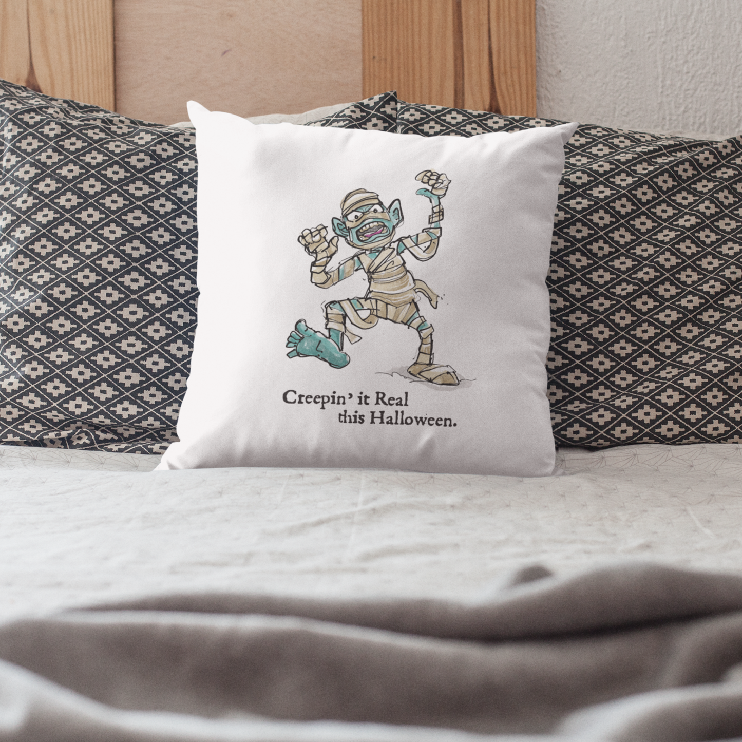 Creepin' it real | Throw Pillow