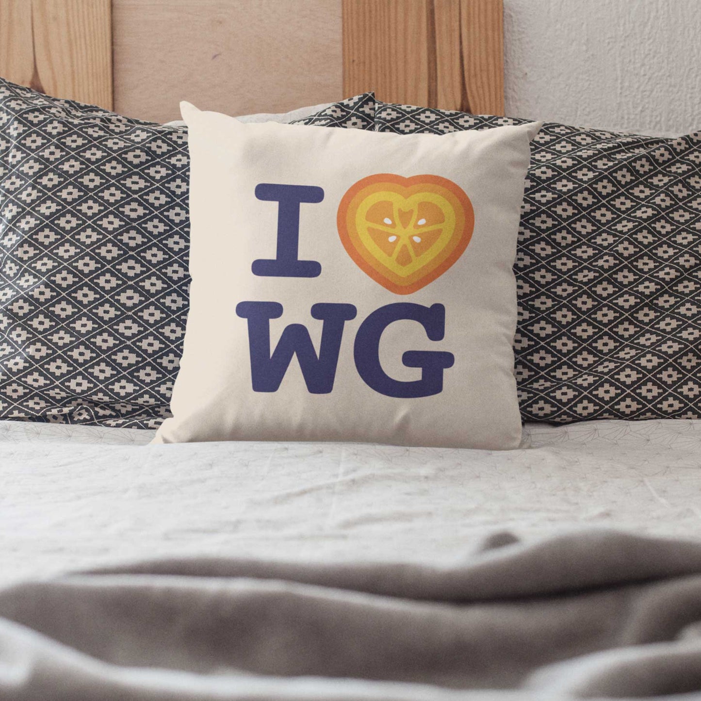 I Heart Winter Garden | Throw Pillow